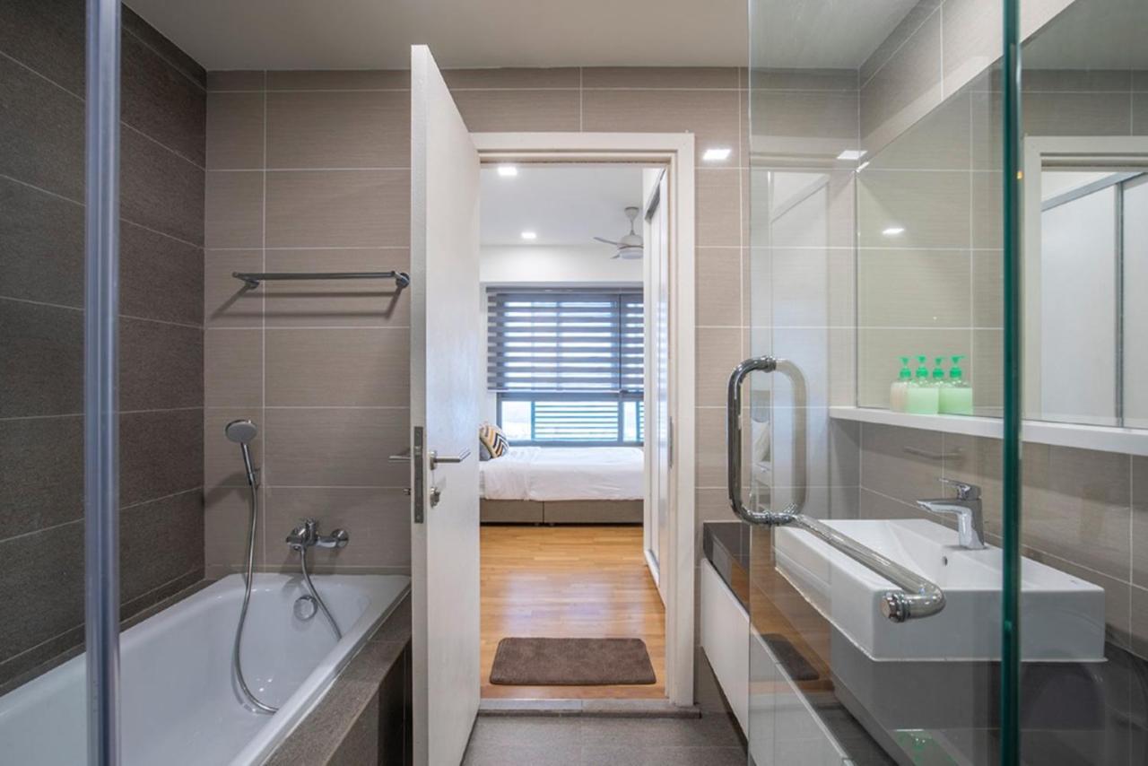 Iskandar Residences 3 Bedroom Nusajaya  Exterior photo