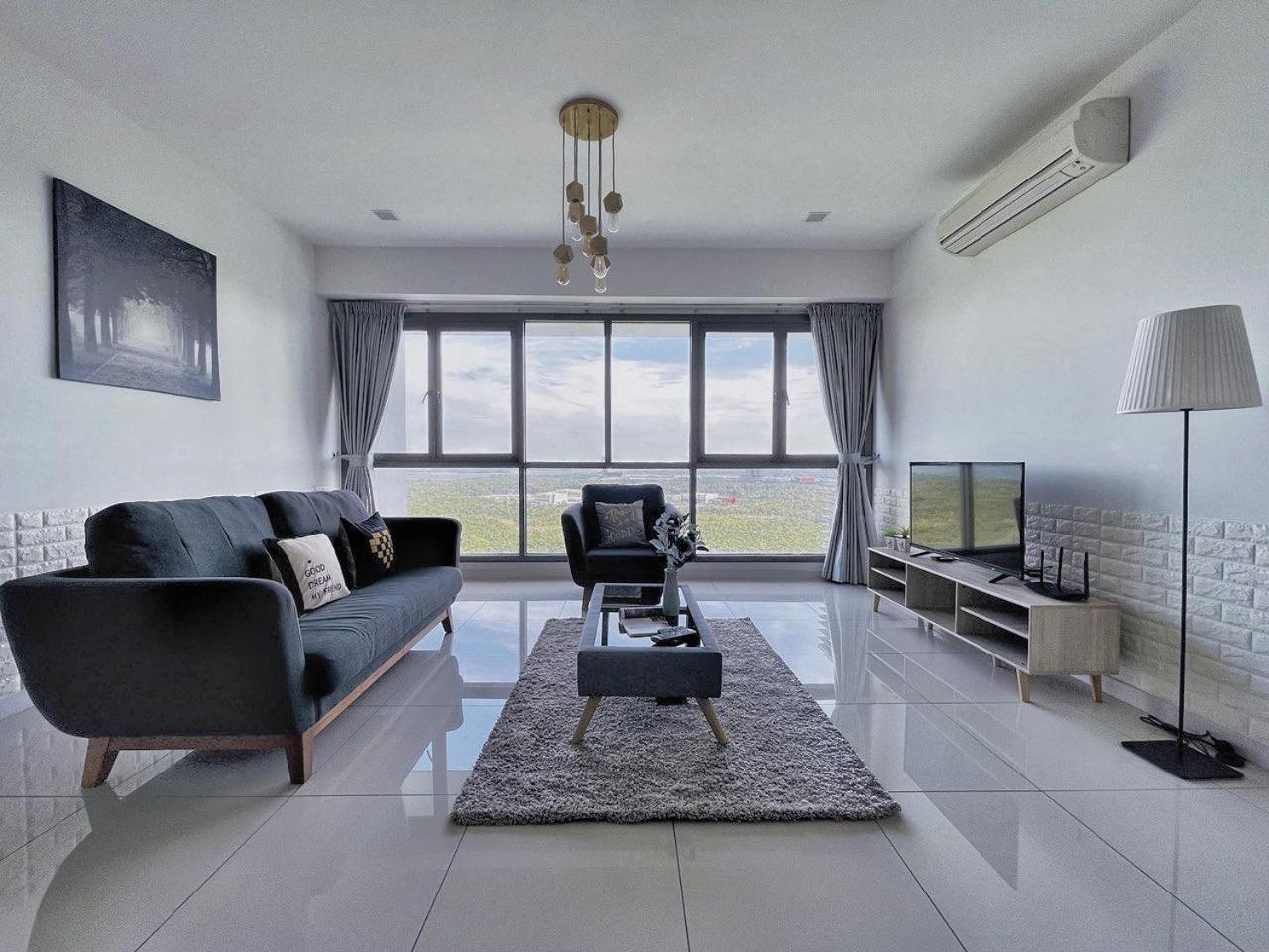 Iskandar Residences 3 Bedroom Nusajaya  Exterior photo
